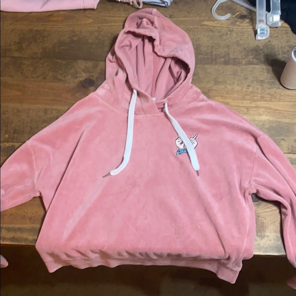 cropped hoodie
